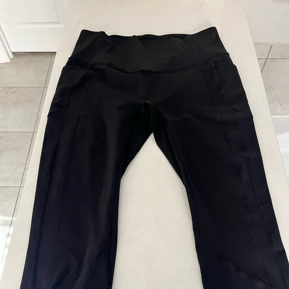lululemon black leggings